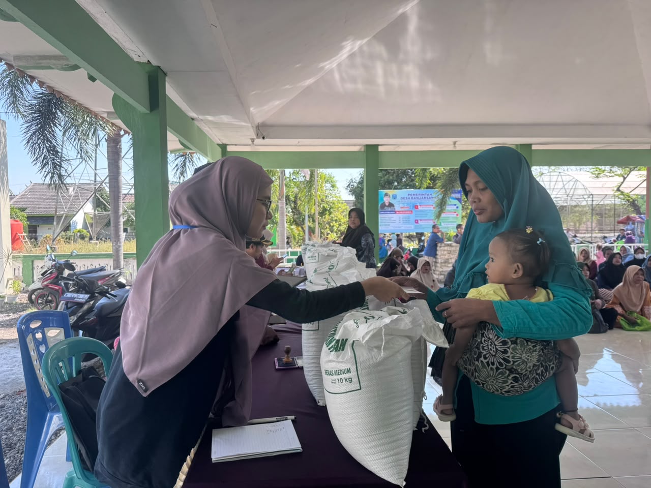 Penyaluran Bantuan Pangan Beras September